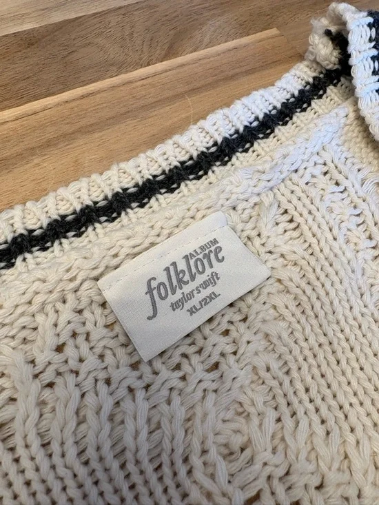 Taylor Swift Folklore Cream Cable Knit Cardigan with Black Trim and Star Elbows - Picture 4 of 16